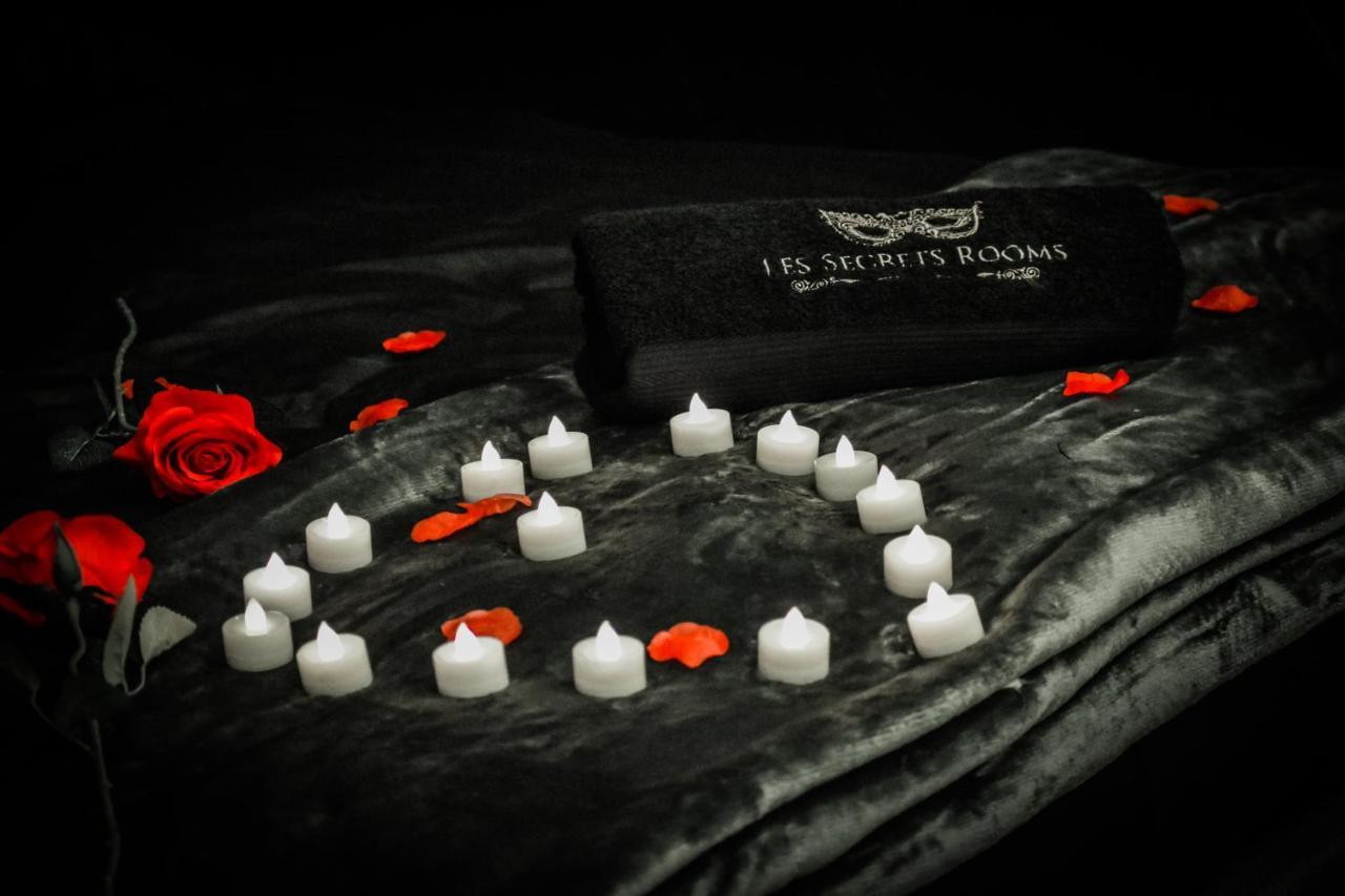 Les Secrets Rooms, Love Room De Luxe Avec Jacuzzi Rivesaltes Exterior photo